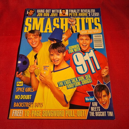 Smash hits magazine june - smash,